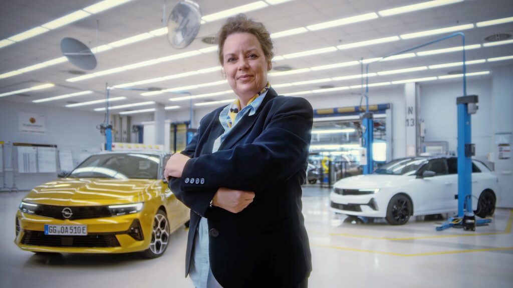 Mariella Vogler, Opel Astra Staff
