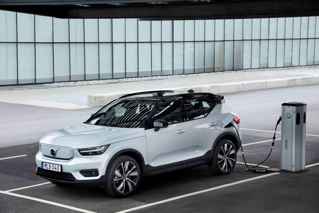 Mercato auto elettriche in frenata