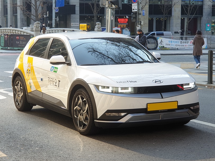 ricarica-conduttiva-taxi-elettrici-austria