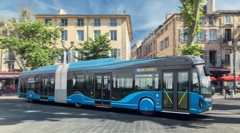 iveco-celle-combustibile-htwo-per-bus-idrogeno