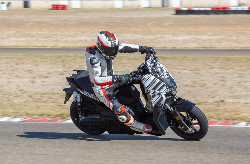 seat-mo-lo-scooter-elettrico-dei-record