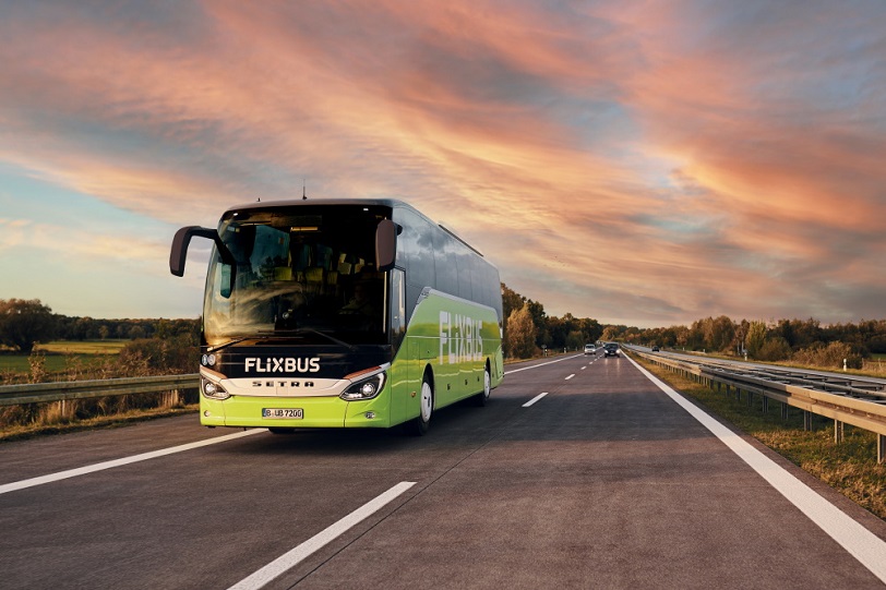 offset-christmas-bus-attenti-ambiente