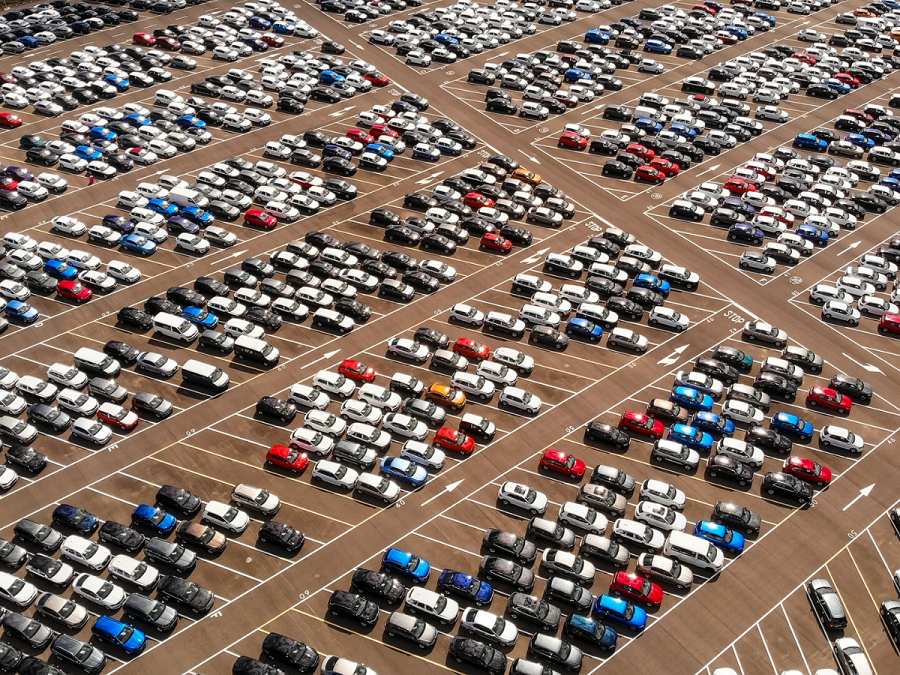 Ecco la radiografia ACI del parco auto italiano