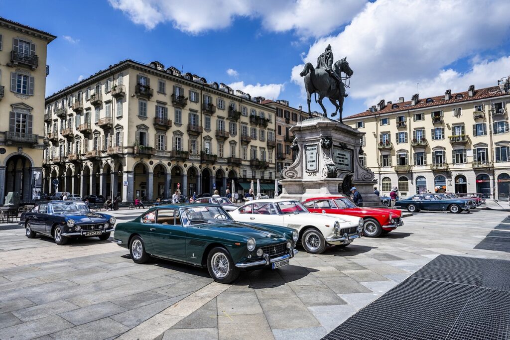Le Ferrari 250 GTE tornano a casa